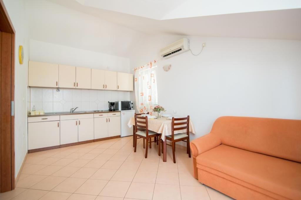 Apartments Batinic San Pietro di Brazza Esterno foto