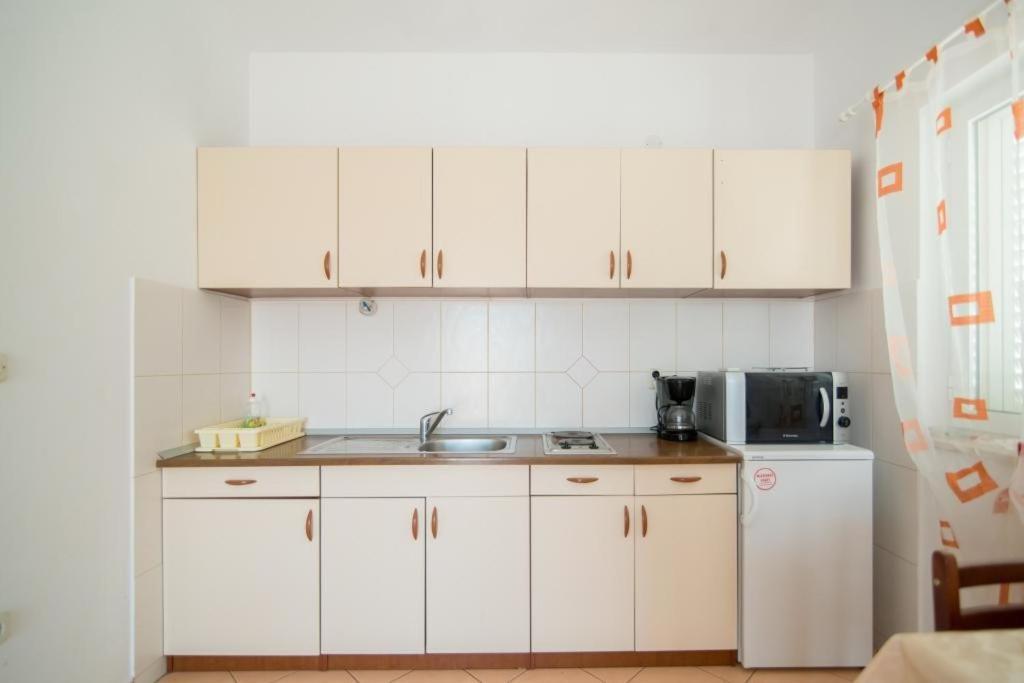 Apartments Batinic San Pietro di Brazza Esterno foto